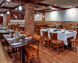 DoubleTree by Hilton Concord Downtown - Concord - Restaurace