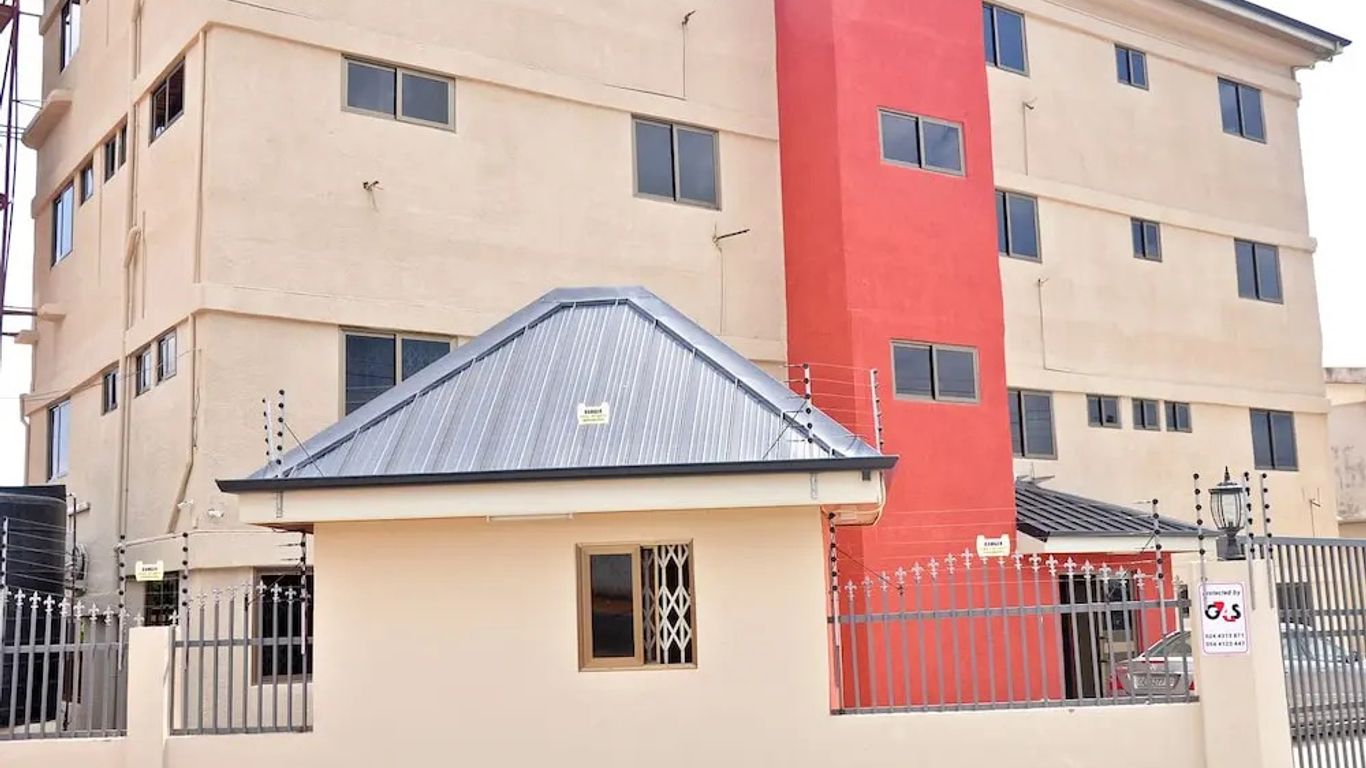 Royal Atlantic Hostel