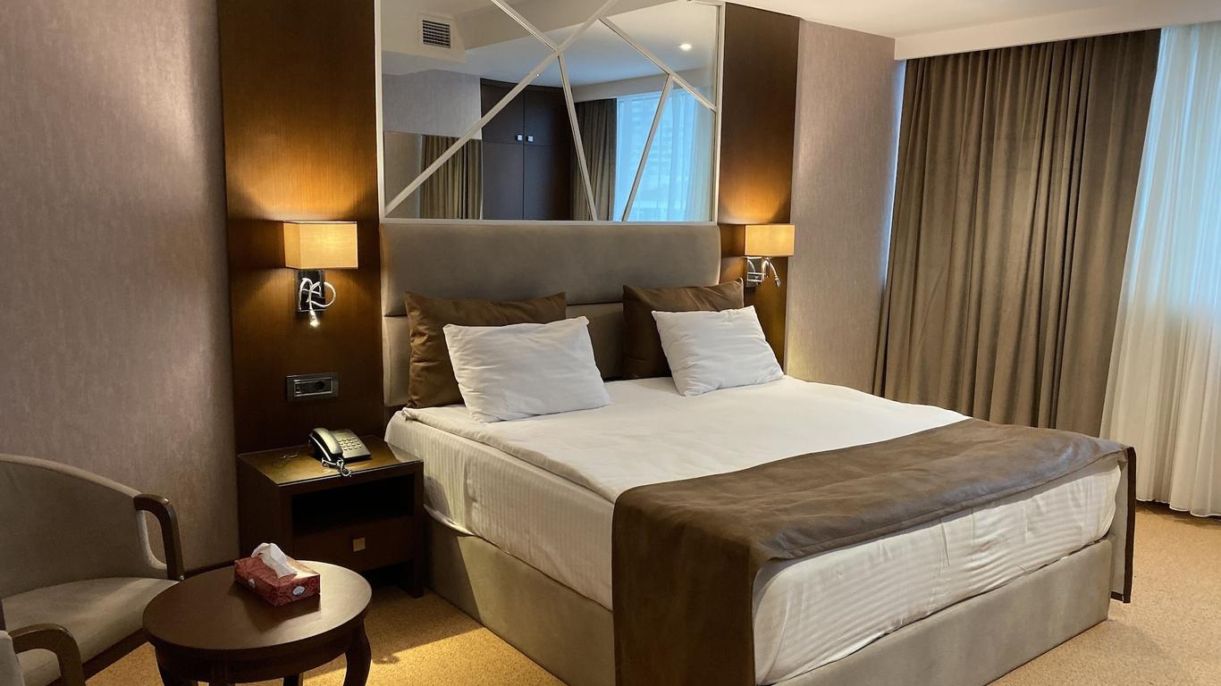 دايموند هوتل باكو