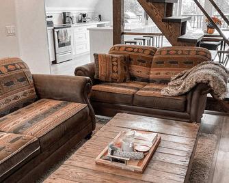 Bright A-Frame Cottage on the Lake - Minden - Living room