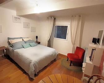 Au Jardin Des Couleurs - Pierrefeu-du-Var - Schlafzimmer