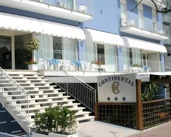 Hotel Continental - Pesaro - Rakennus