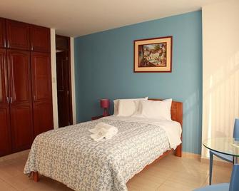 Hostal El Condado - Trujillo - Bedroom
