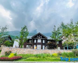 Scandina Resort Hotel - Chengdu - Edificio