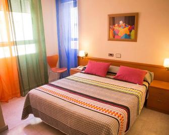 Hotel Madrid - Santiago de la Ribera - Habitación