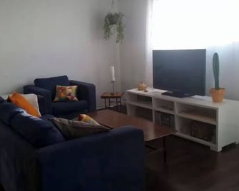 Beautiful apartment, downtown Victoriaville (app2) - Victoriaville - Obývací pokoj