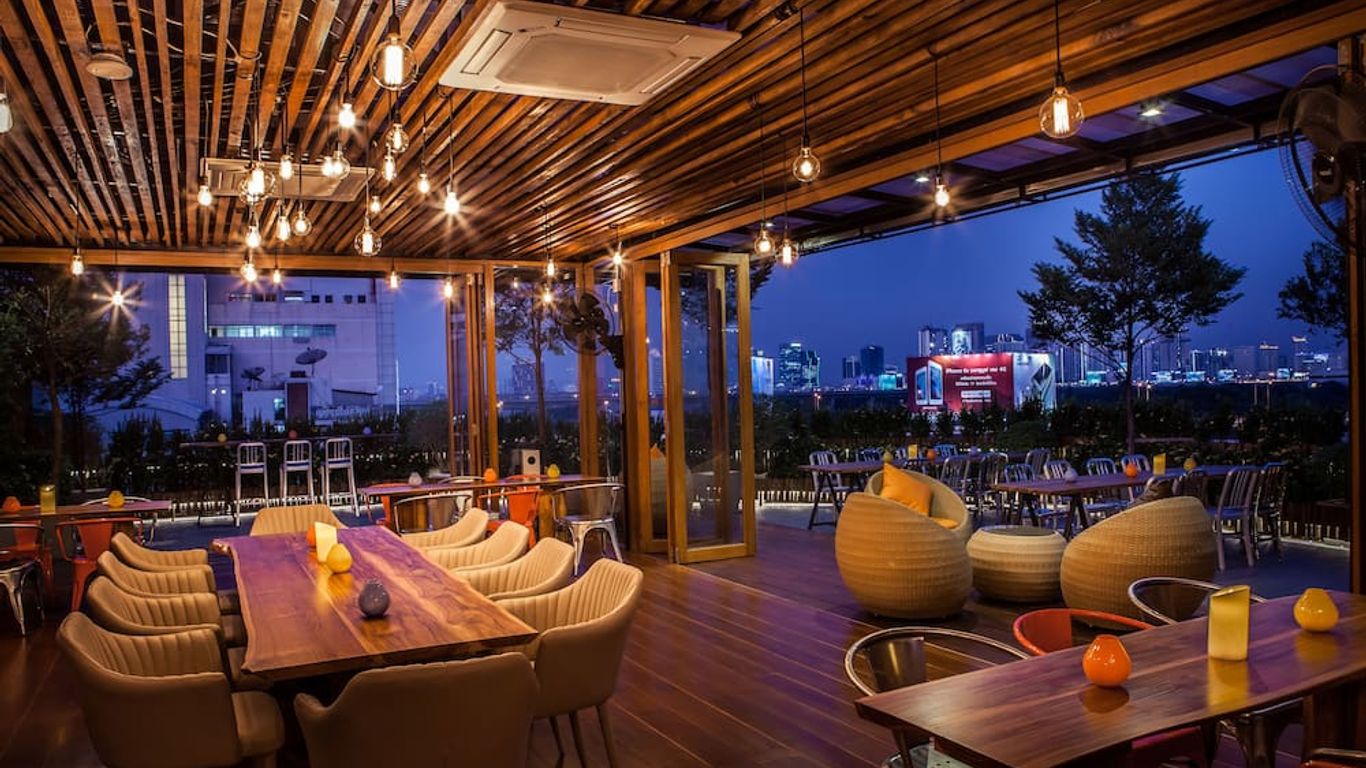 Metro Pratunam Boutique Hotel