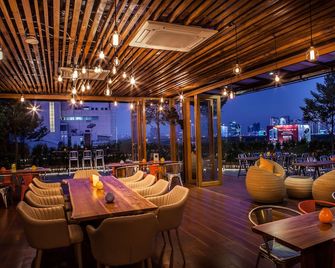 Metro Pratunam Boutique Hotel - Bangkok - Restaurant