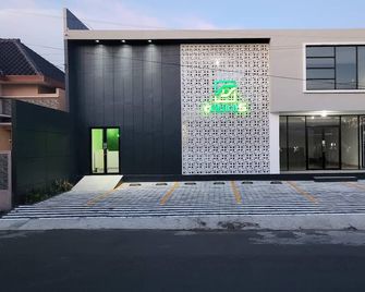 Cabin15 - Syariah - Blitar - Building