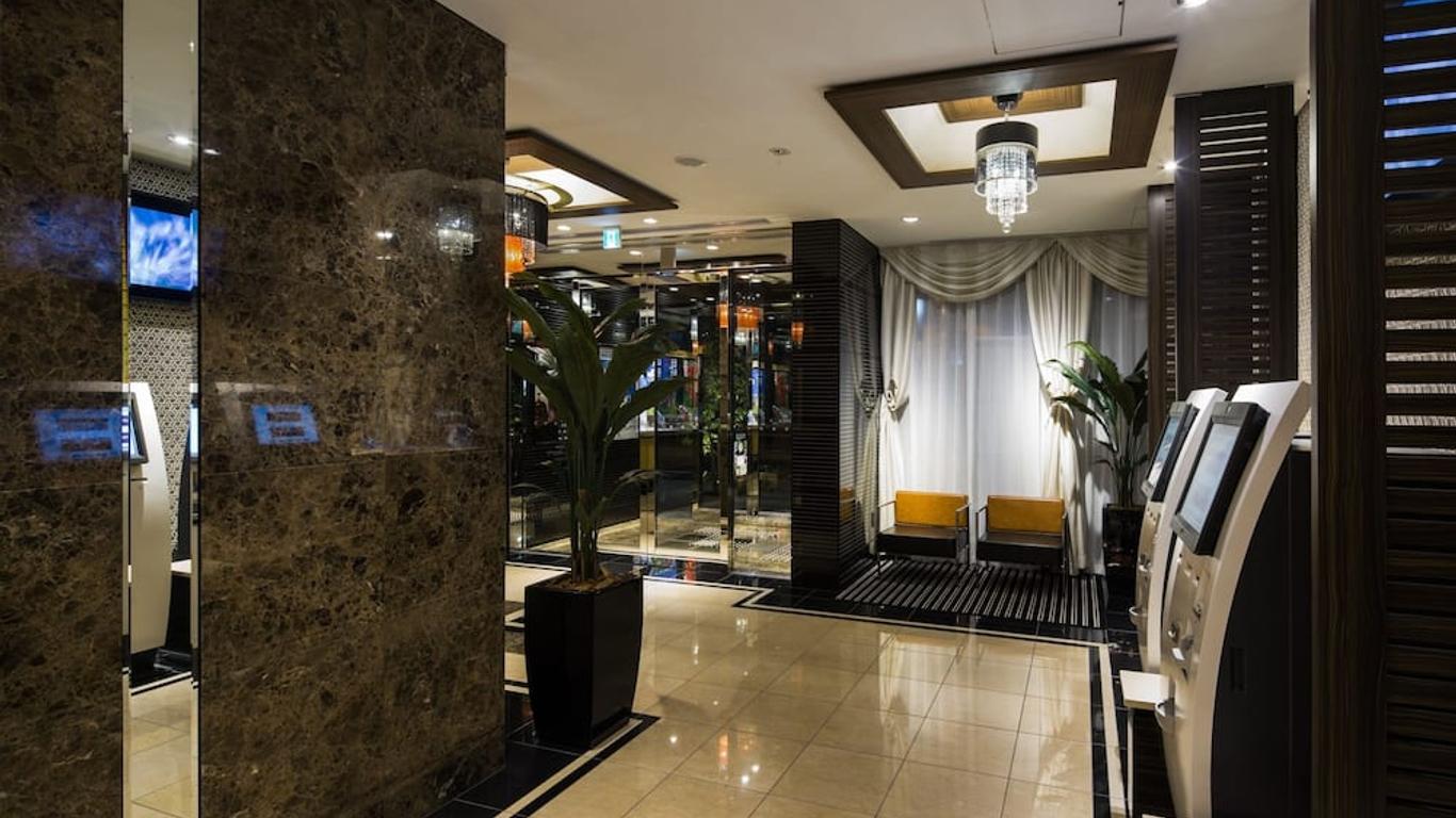 Apa Hotel Nagatacho Hanzomon Ekimae