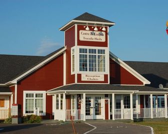 Villegiature Deux Rivieres Resort - Tracadie-Sheila - Bâtiment