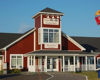 Villegiature Deux Rivieres Resort - Tracadie-Sheila - Bâtiment