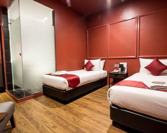 Bloommaze Boutique Hotel Puchong - Puchong - Bedroom