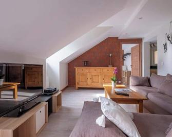 L'Appart 52, magnifique duplex en plein coeur de Chamonix-Mont-Blanc - Chamonix - Living room