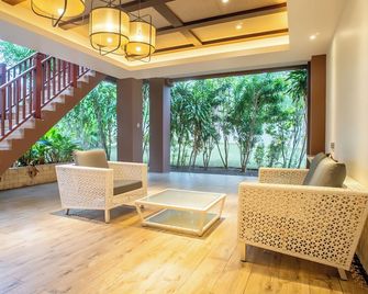 H Resort Bohol - The Coral Cliff by Sms Hospitality - Calape