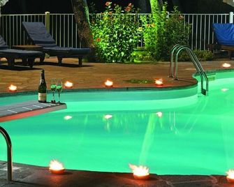 Hotel Villa Delle Meraviglie - Maratea - Pool