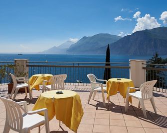 Hotel Villa Orizzonte - Malcesine - Balcony