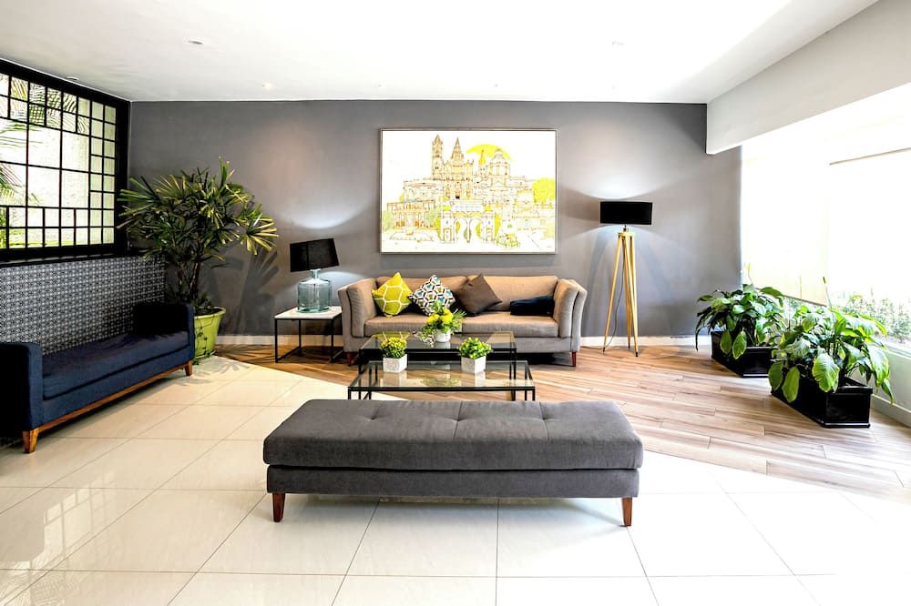 Hotel Arboledas Expo thumbnail 3