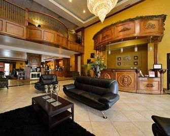 Comfort Suites Bay City East - Bay City - Recepción