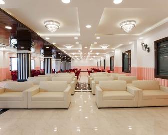 Regenta Resort Madhuganga Ukhimath - Rudraprayāg - Lobby