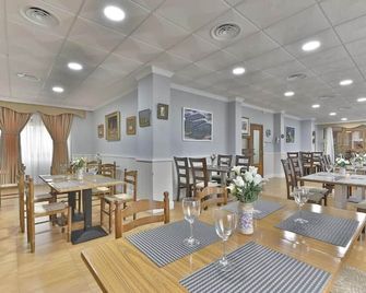 Hotel Restaurante Moya - Monesterio - Restaurant
