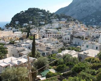 Hotel Esperia - Capri - Outdoors view