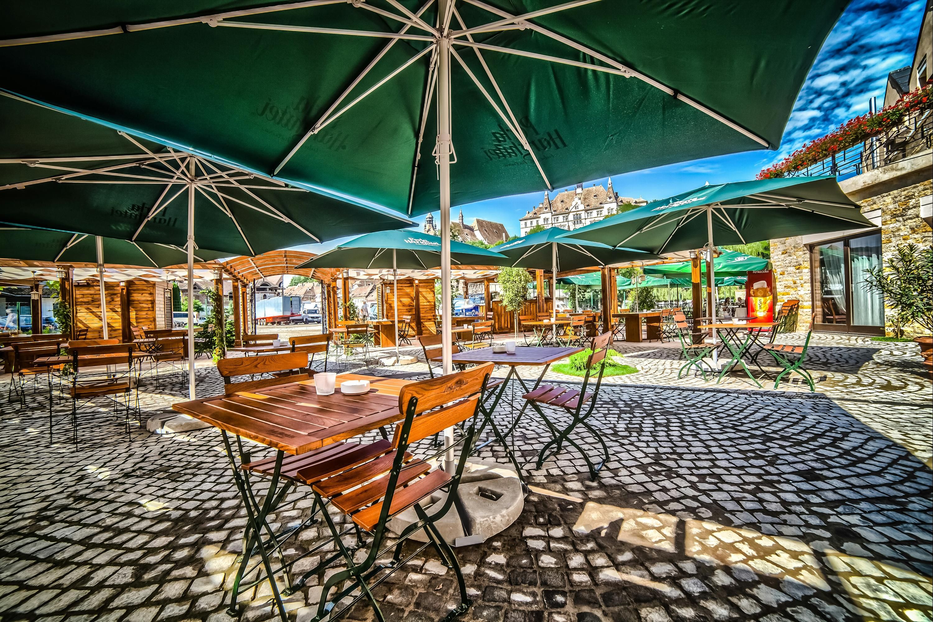 DoubleTree by Hilton Sighisoara - Cavaler - Şighişoara - Patio