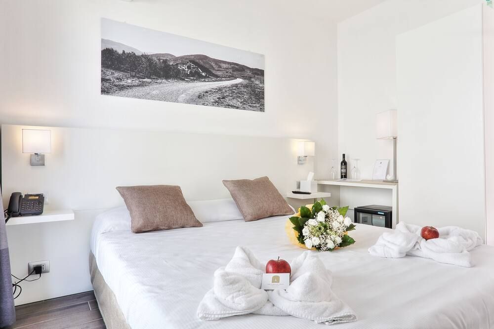 The Florence Hills Resort & Wellness - Pelago - Bedroom