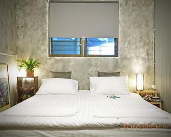 Goodfellas Thong lo Hostel #Check in time needed# - Bangkok - Bedroom