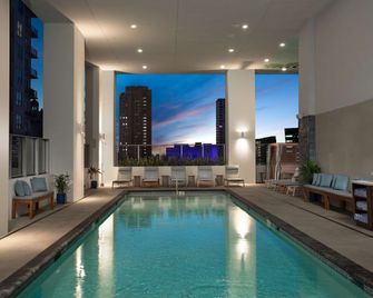 Yotelpad Miami - מיאמי - בריכה