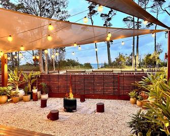 Vila Paus Satu - Ocean Views Hervey Bay - Hervey Bay - Patio