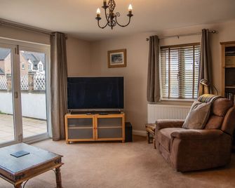 Dale Cottage - Telford - Living room