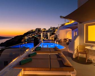 Kima Oia Suites - Oia - Pool