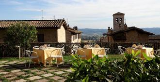 Hotel Fontebella - Assisi - Building