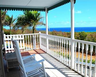 Arawak Bay Inn At Salt River - Christiansted - Balcony
