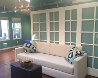 420 Loft - Glenwood Springs - Living room