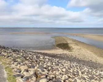 Inselhotel Kapitän Tadsen / Amrum - Norddorf - Strand