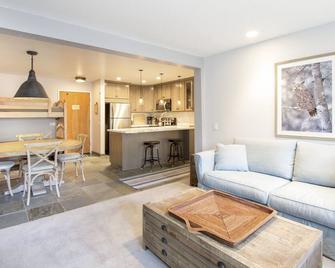 St Anton Condos with Rec Center - Mammoth Lakes - Stue
