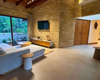 Chachagua Rainforest Hotel & Hot Springs - Chachagua - Sala de estar