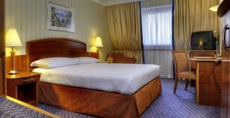 Holiday Inn London - Heathrow T5 - Slough - Bedroom