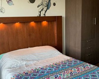 Cozy 2-bedroom apartment in pleasant Ciudad de México with WiFi, fitness room - Mexico City - Bedroom