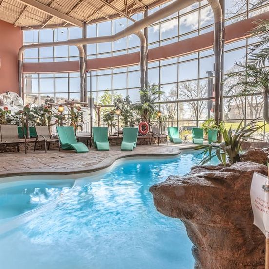 Pool view of Hotel Universel