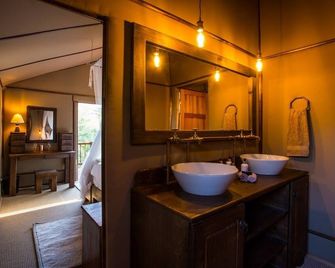 Vuyani Safari Lodge - Hoedspruit - Bathroom