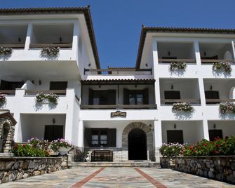 Villa Spartias - Scíathos - Edificio