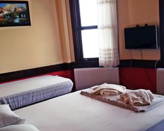Kule Pansiyon - Bursa - Slaapkamer