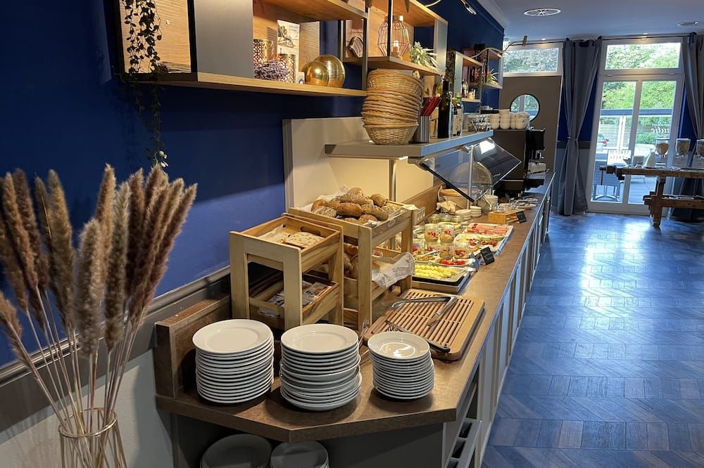 Stadthotel-Garni Smutje - Norden - Buffet
