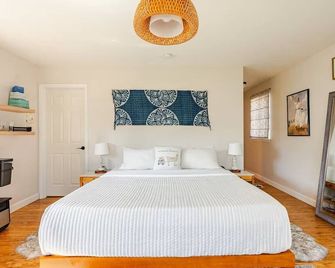 King Suite Private Entry | Walk to Shops & Dining - Hood River - Schlafzimmer