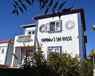 Captain's Log House - Peniche - Bygning