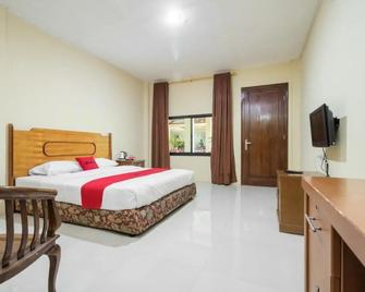 RedDoorz @ Jalan lintas Sumatera Lahat - Lahat - Habitación