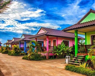Chatchawan Resort - Uttaradit - Building